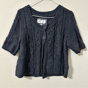 American Eagle Sweater Gray Cable Knit Short Sleeve Button Details Crop Cozy